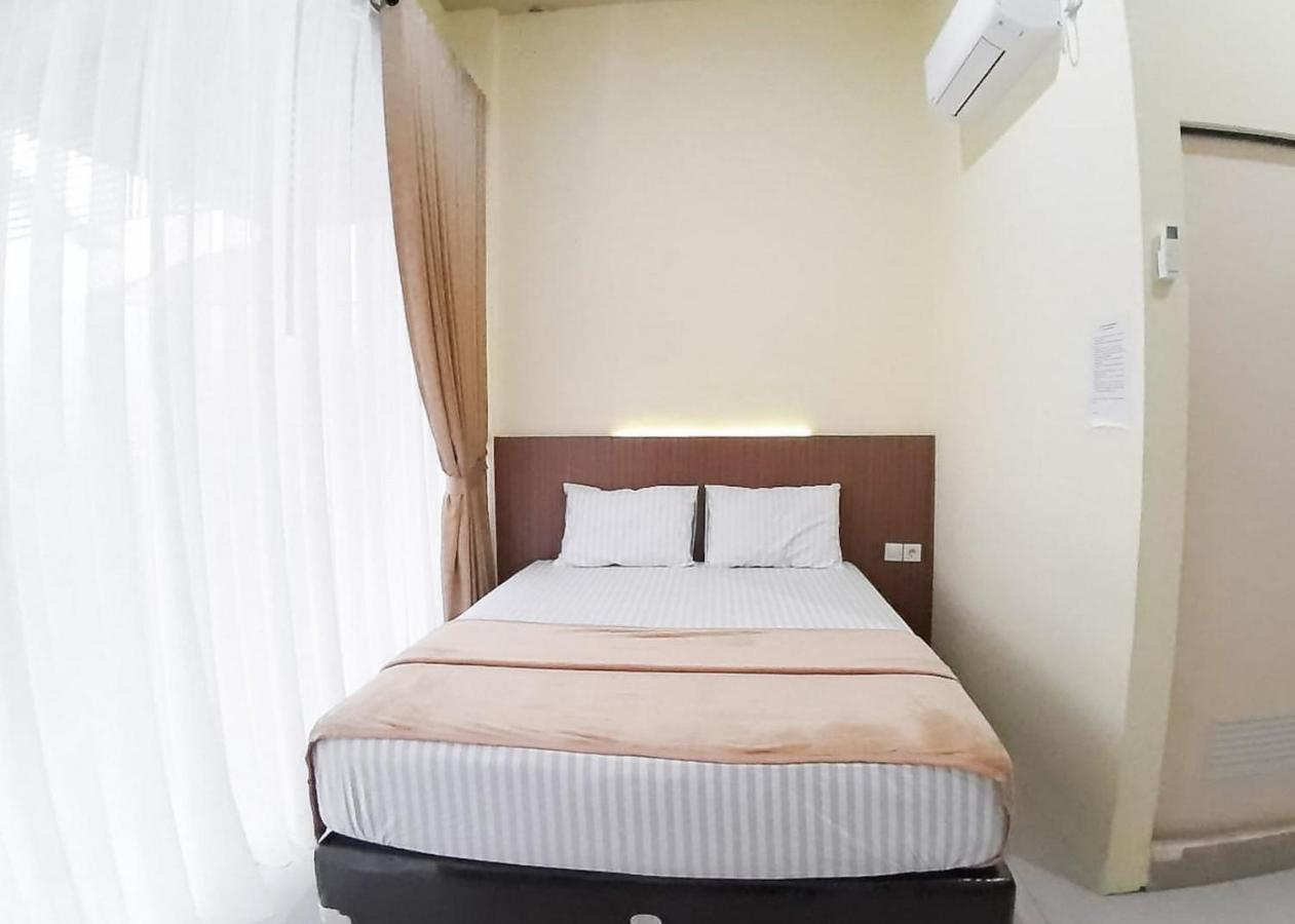 Reddoorz Syariah Near Transmart Jambi 2 Hotel Paalmerah Exterior foto