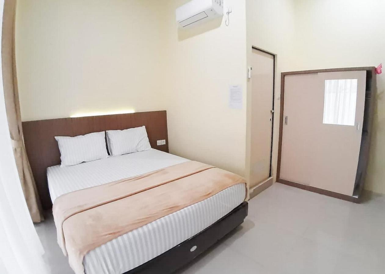 Reddoorz Syariah Near Transmart Jambi 2 Hotel Paalmerah Exterior foto